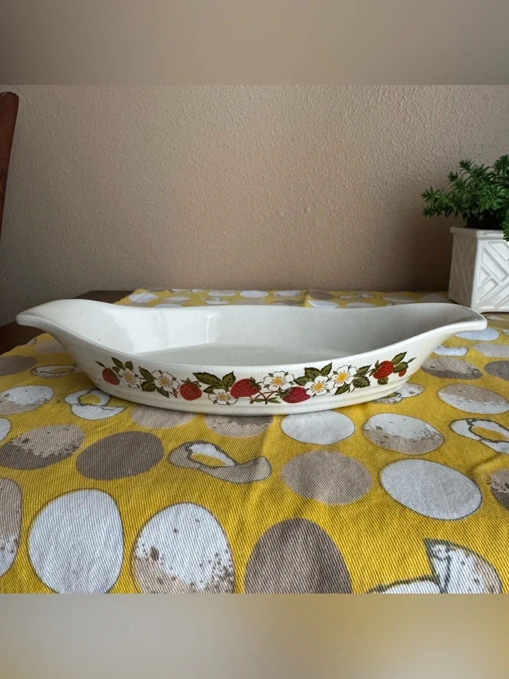Vintage Sheffield Strawberries ‘n Cream lug handle baking dish